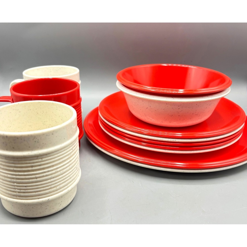 Vintage Rubbermaid Melamine Dinnerware Set Red‎ & Cream Speckled 11 Piece MCM